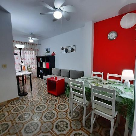 Habitaciones En Mi Piso Del Centro De Ουέλβα Εξωτερικό φωτογραφία