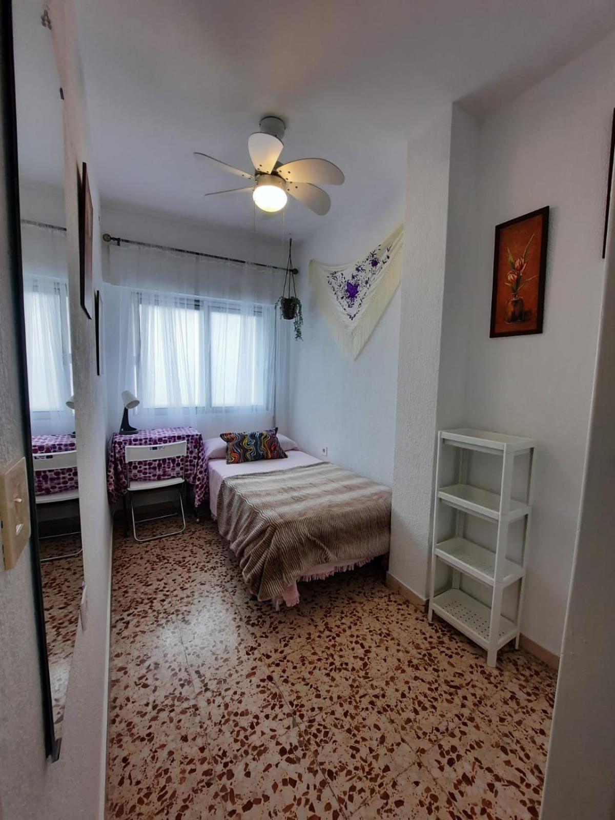 Habitaciones En Mi Piso Del Centro De Ουέλβα Εξωτερικό φωτογραφία