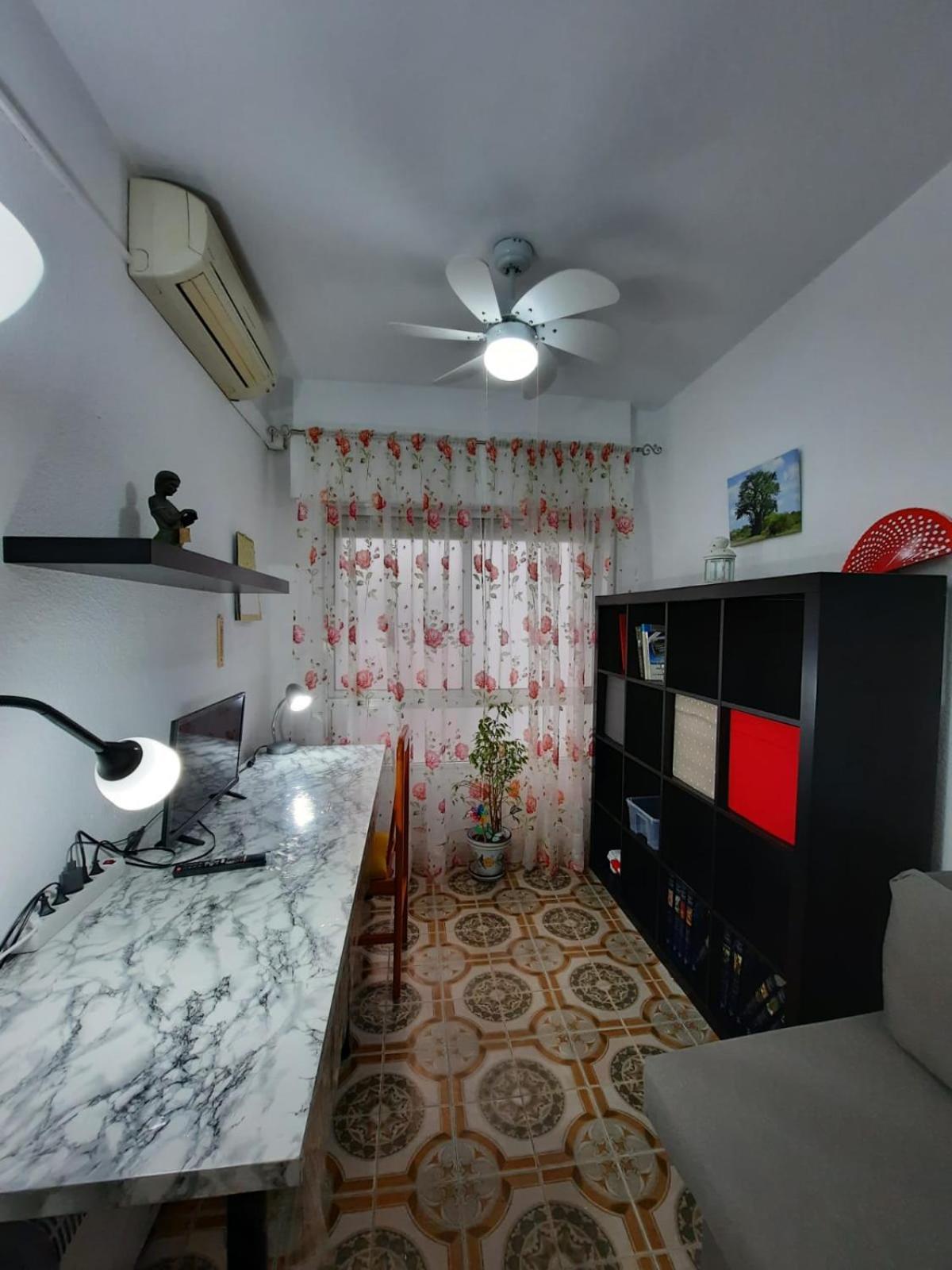 Habitaciones En Mi Piso Del Centro De Ουέλβα Εξωτερικό φωτογραφία