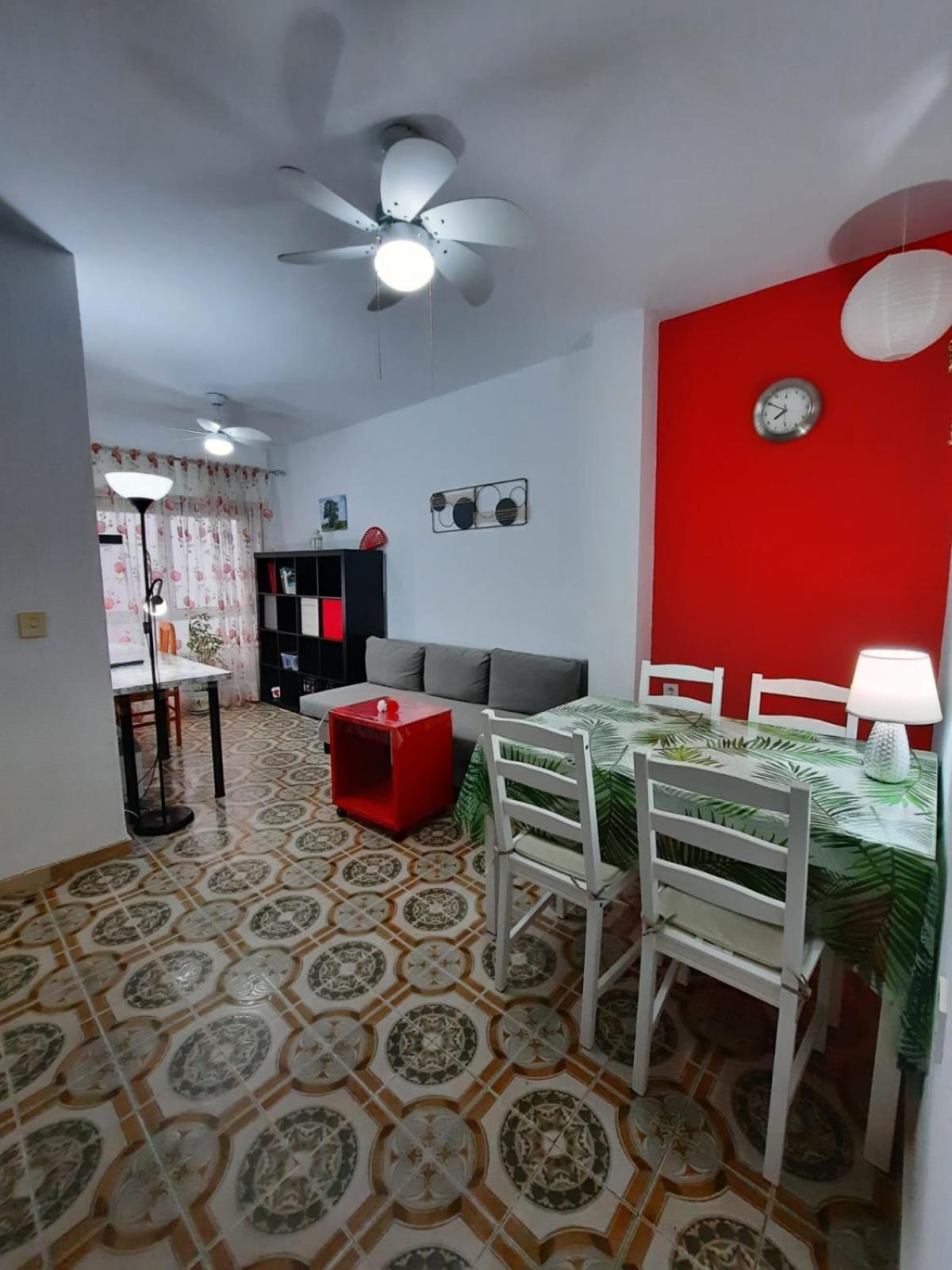 Habitaciones En Mi Piso Del Centro De Ουέλβα Εξωτερικό φωτογραφία