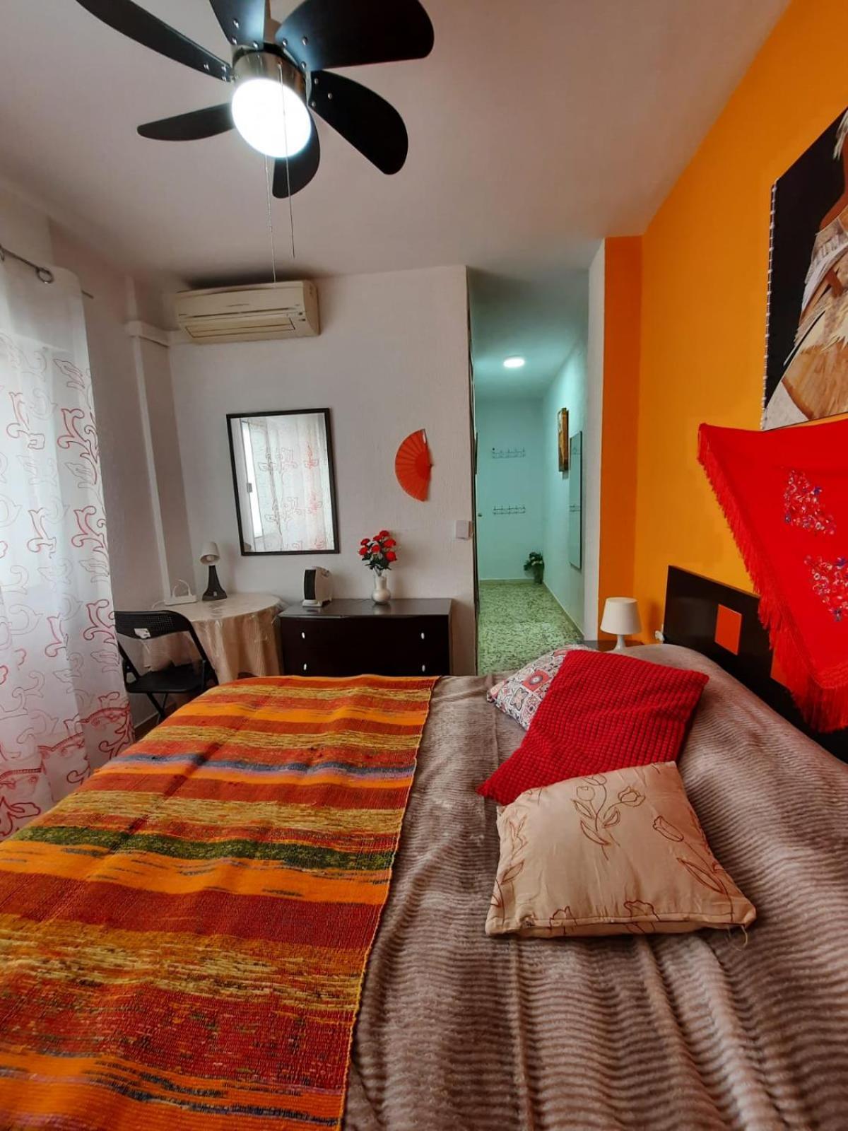 Habitaciones En Mi Piso Del Centro De Ουέλβα Εξωτερικό φωτογραφία