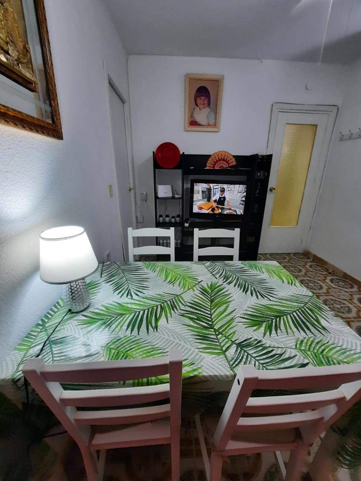 Habitaciones En Mi Piso Del Centro De Ουέλβα Εξωτερικό φωτογραφία