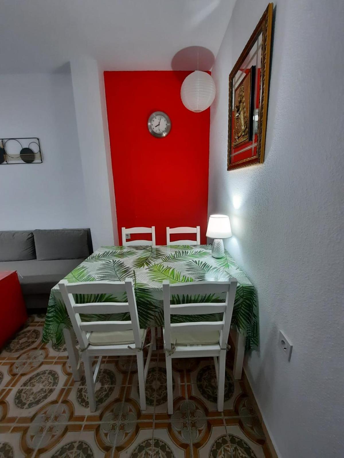 Habitaciones En Mi Piso Del Centro De Ουέλβα Εξωτερικό φωτογραφία